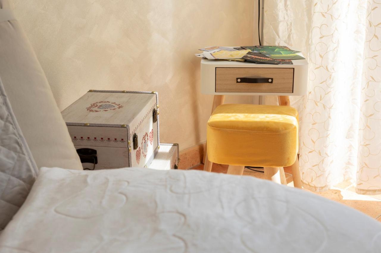Leto'S Apartment In Sanremo - Parking & Garden Exterior foto